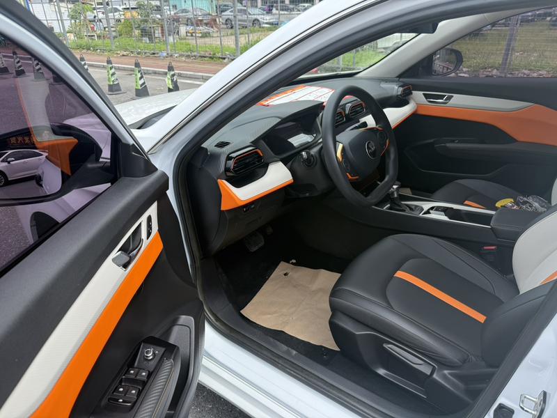 Dongfeng Aeolus Yixuan Max, 2022 — фото 10 из 12
