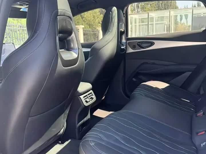 BYD Seal 06 Hybrid/EV, 2025 — фото 5 из 9