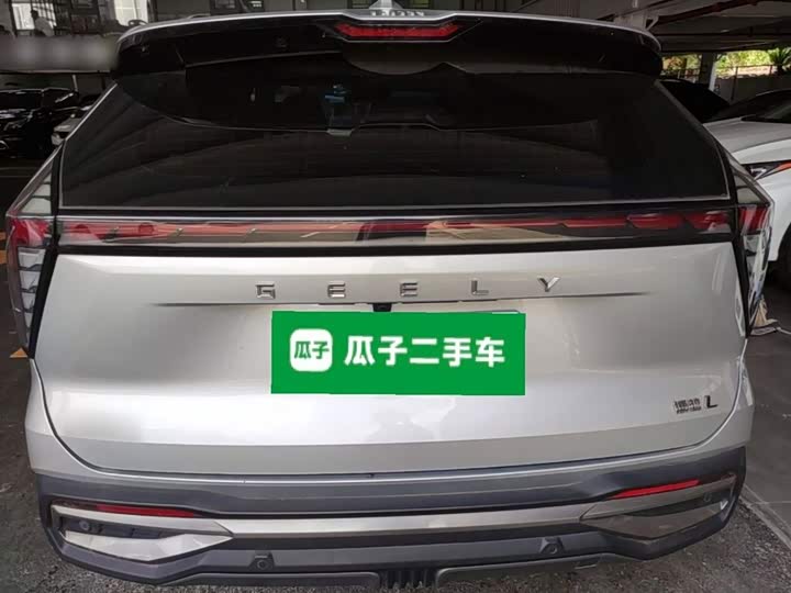Geely Atlas L, 2023 — фото 6 из 9