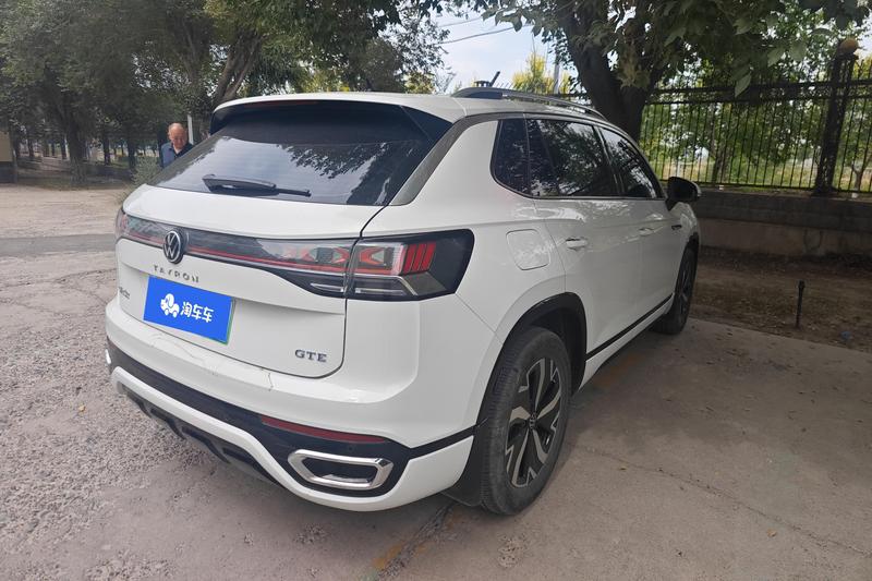 Volkswagen Tayron GTE Hybrid, 2024 — фото 4 из 10