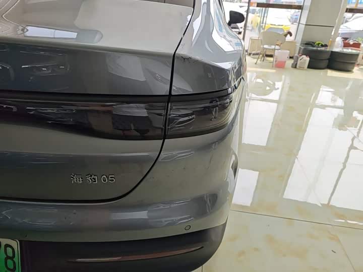 BYD Seal 05 DM-i Hybrid, 2025 — фото 8 из 9