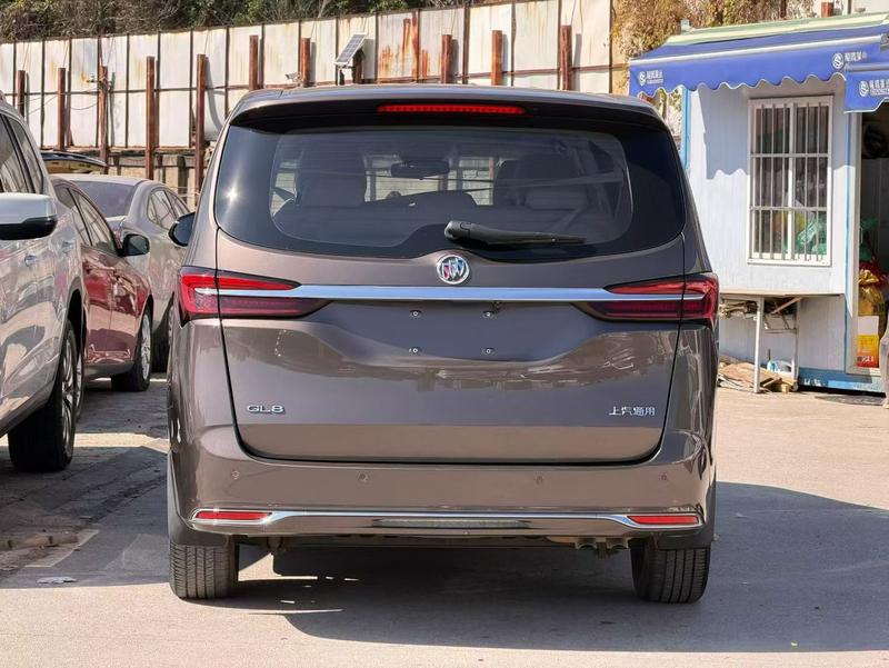 Buick GL8 ES, 2023 — фото 3 из 8