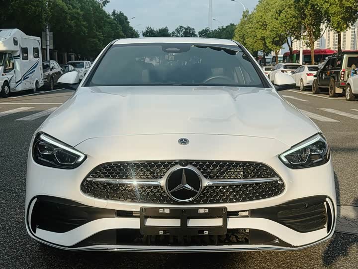 Mercedes-Benz C-Class, 2023 — фото 2 из 9