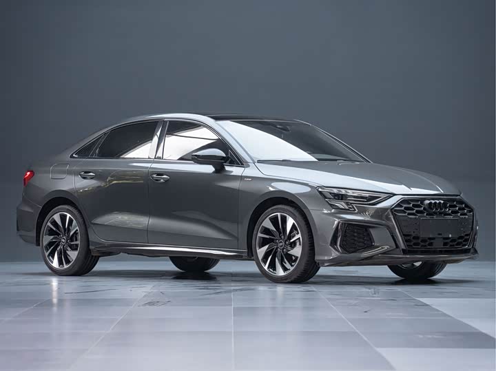 Audi A3, 2023 — фото 4 из 9