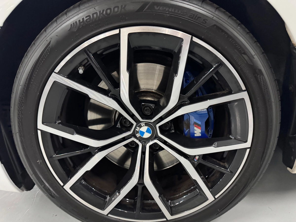 BMW 5 Serii, 2022 — фото 11 из 12