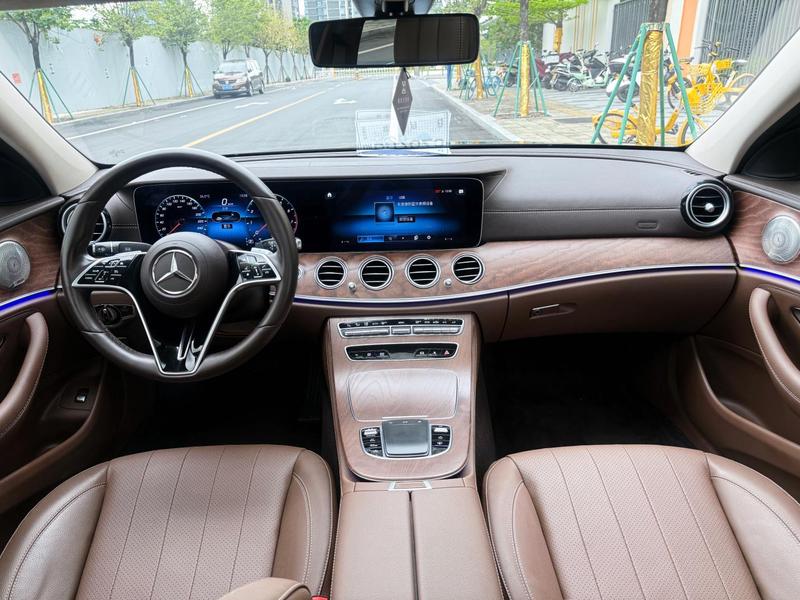 Mercedes-Benz E-Class, 2022 — фото 11 из 12