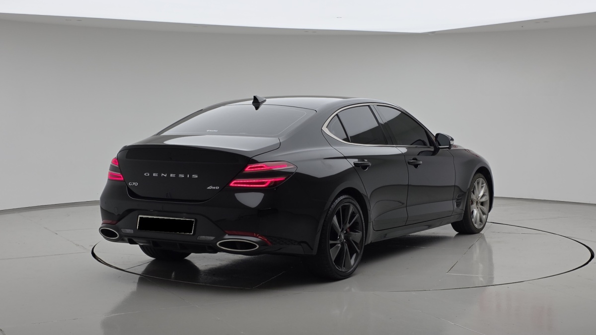 Genesis G70, 2023 — фото 2 из 12