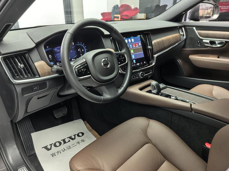 Volvo V90, 2025 — фото 8 из 12