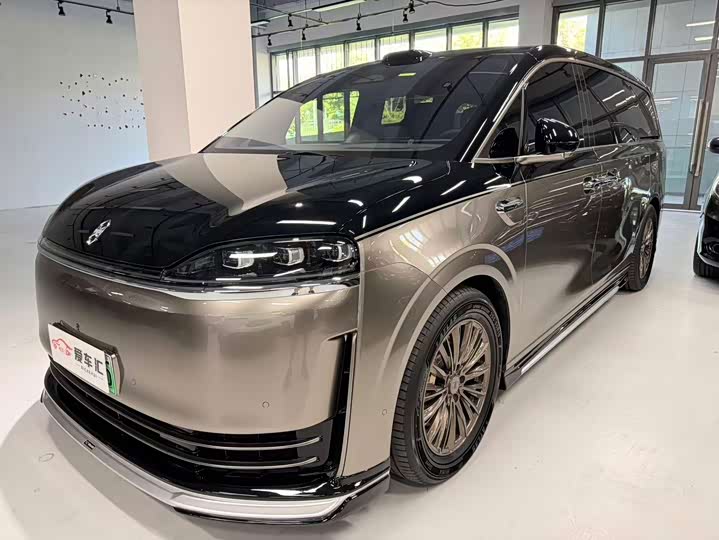 Luxeed V9, 2026 — купить в Санкт-Петербурге под ключ