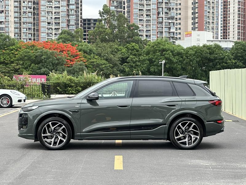 Audi Q6L e-tron, 2025 — фото 4 из 12
