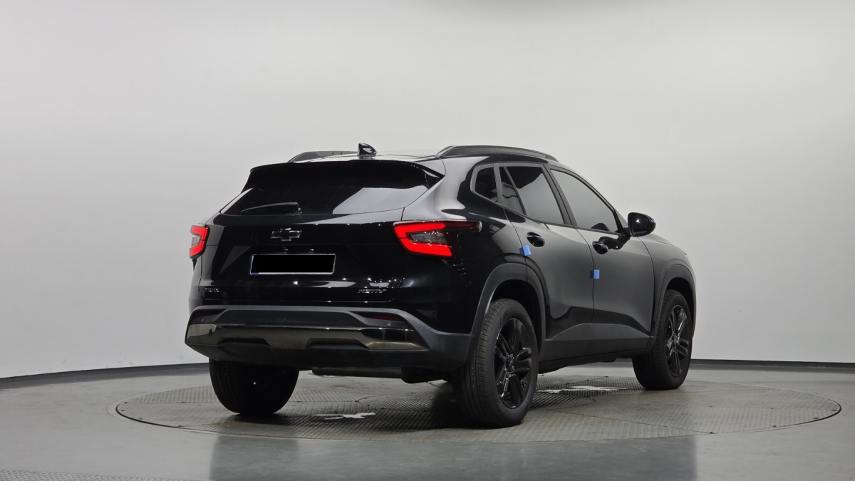 Chevrolet Trax, 2023 — фото 2 из 12