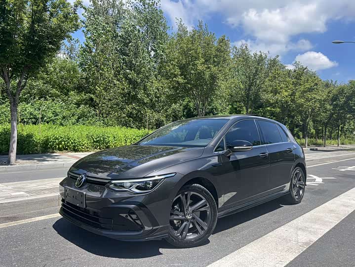Volkswagen Golf, 2023 — купить в Пензе под ключ