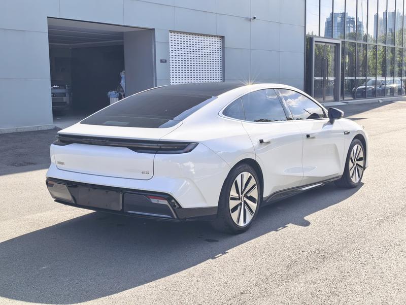 Geely Galaxy E8, 2024 — фото 7 из 12