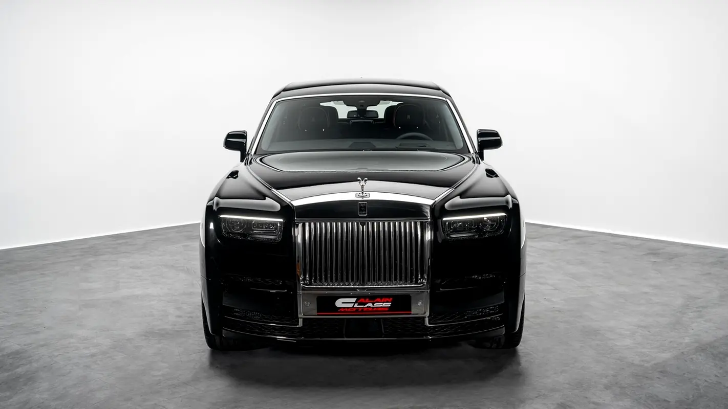 Rolls-Royce Phantom, 2026 — фото 3 из 10