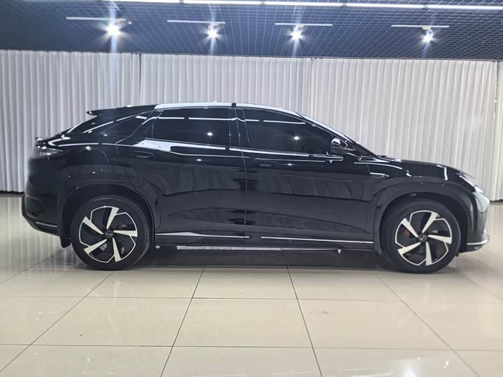 BYD Sea Lion 07 EV, 2024 — фото 8 из 9