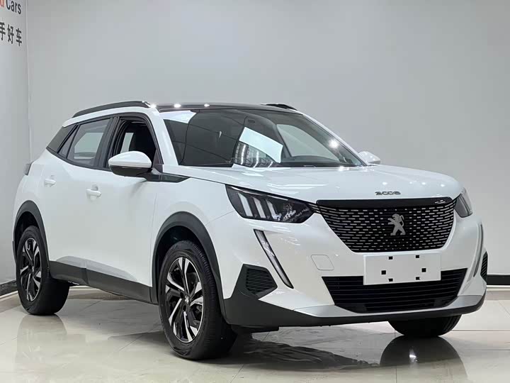 Peugeot 2008, 2023 — фото 3 из 9