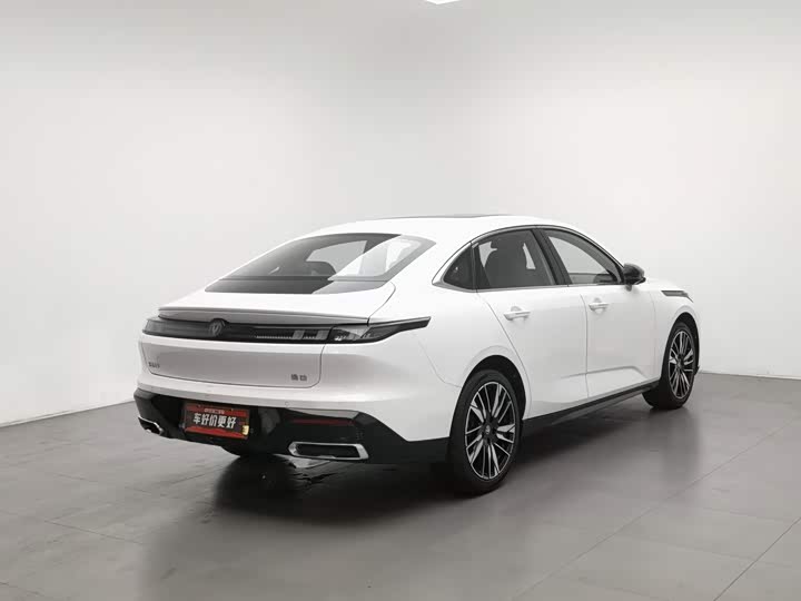 Changan Eado Plus, 2025 — фото 2 из 9