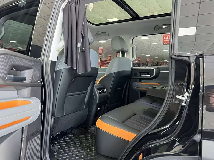 BAIC Beijing BJ40 Hybrid, 2025 — фото 6 из 9
