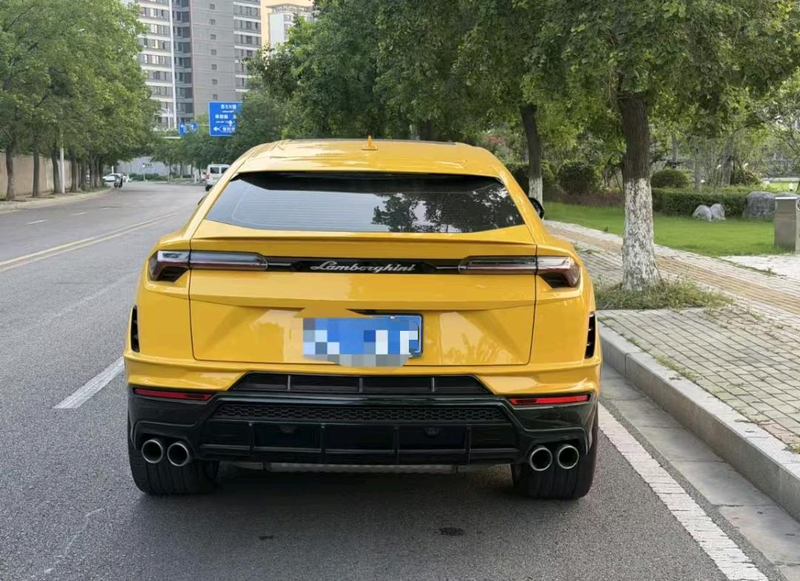 Lamborghini Urus, 2023 — фото 4 из 9