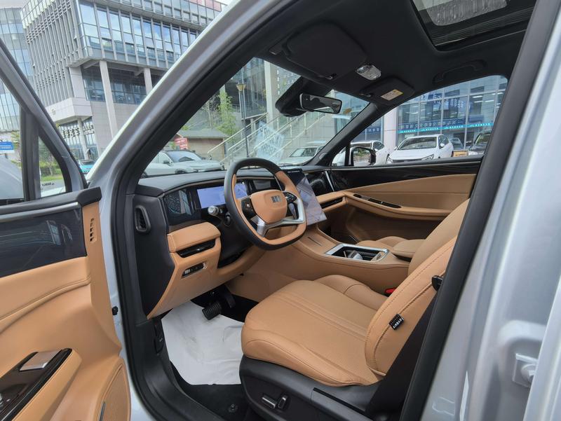 Geely Galaxy L7, 2026 — фото 9 из 11