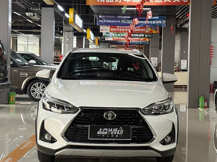 Toyota Yaris L Hatchback, 2022 — фото 2 из 9