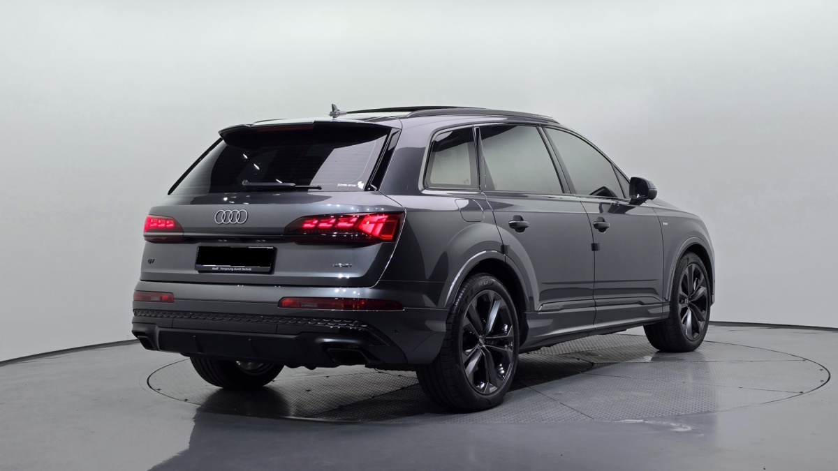 Audi Q7, 2025 — фото 2 из 12