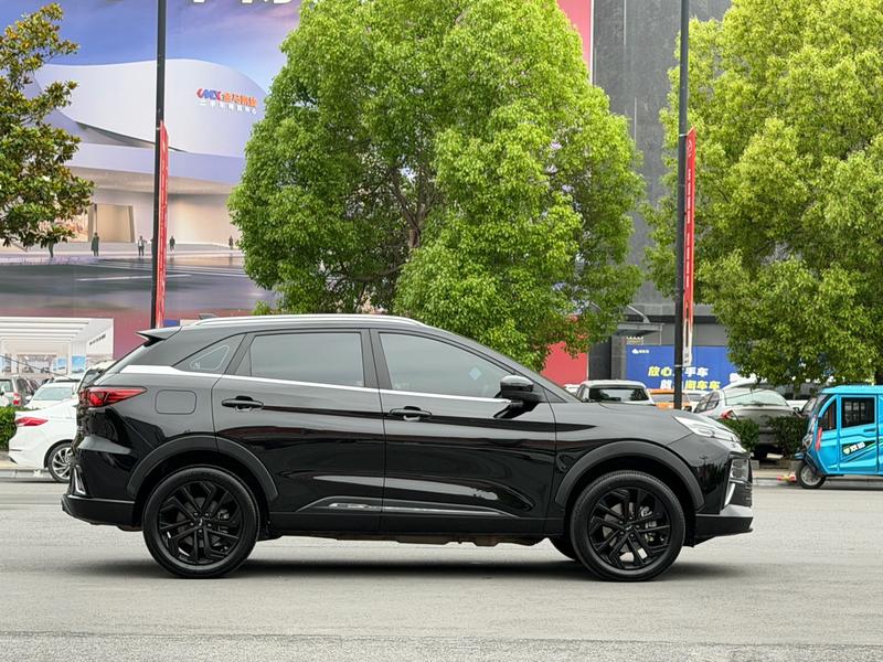 JAC QX Hybrid, 2024 — фото 7 из 11