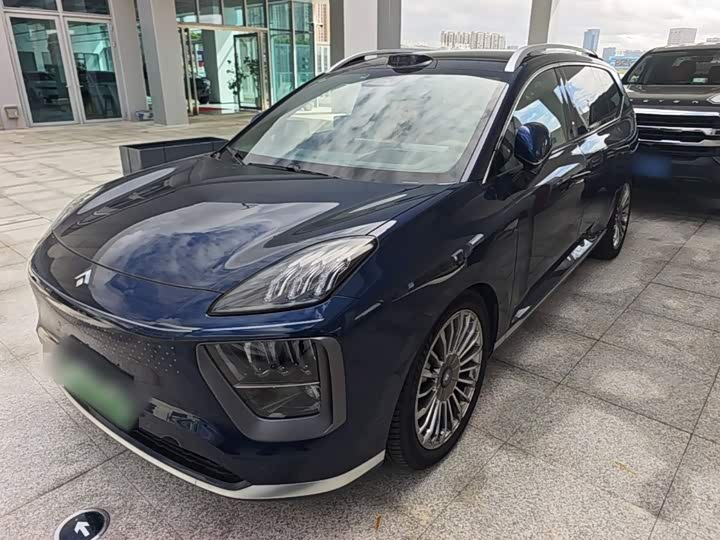 GAC Hyptec HL, 2025 — фото 2 из 9