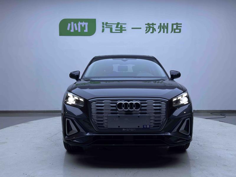 Audi Q2L e-tron, 2022 — фото 2 из 12