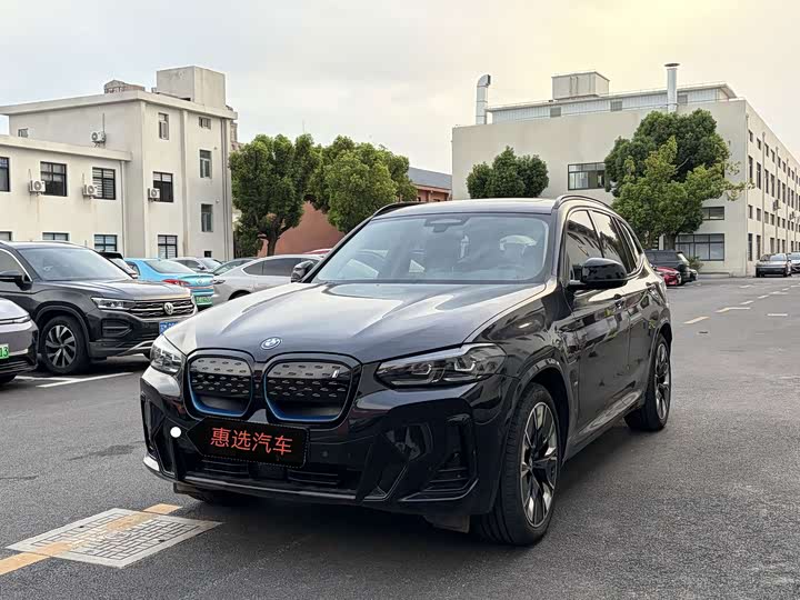 BMW iX3, 2022 — купить в Смоленске под ключ
