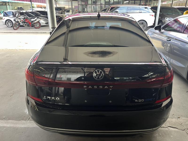 Volkswagen Passat Hybrid, 2022 — фото 4 из 10