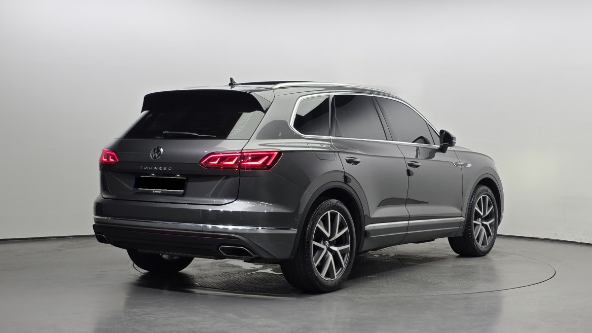 Volkswagen Touareg, 2023 — фото 2 из 12