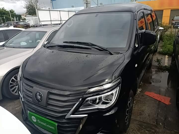 Dongfeng Forthing Lingzhi M5 EV, 2025 — фото 3 из 9