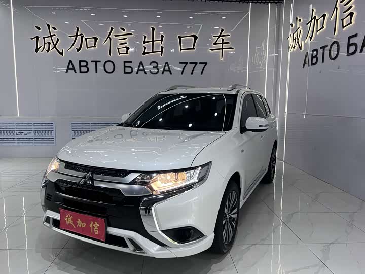 Mitsubishi Outlander, 2023 — купить в Рязани под ключ