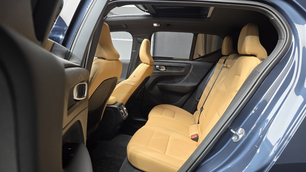 Volvo XC40, 2021 — фото 11 из 12