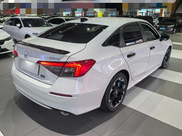 Honda Civic, 2023 — фото 6 из 12