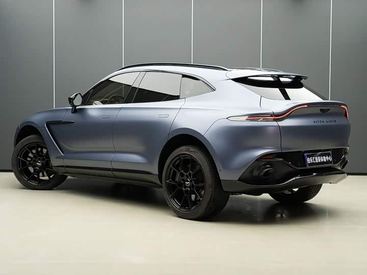 Aston Martin DBX, 2024 — фото 4 из 9