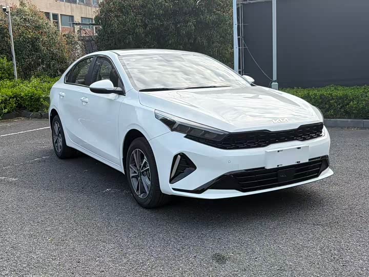 Kia K3, 2025 — фото 2 из 9