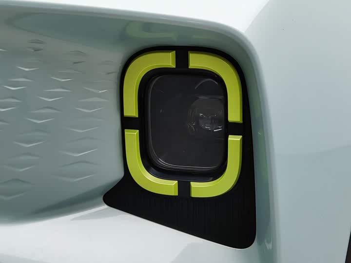 Geely Geometry E Firefly, 2023 — фото 7 из 9