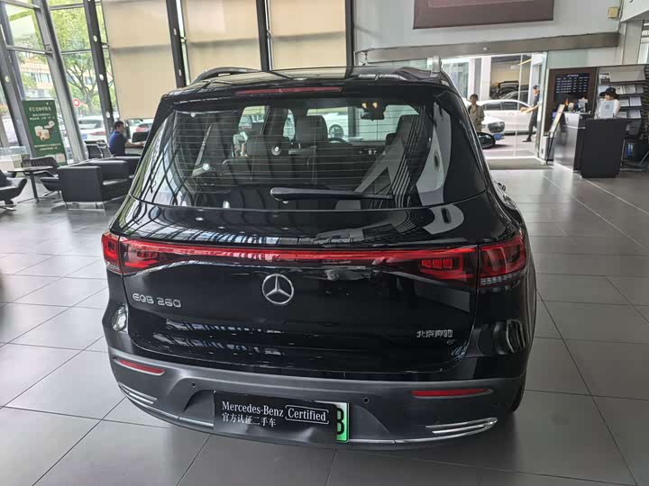 Mercedes-Benz EQB, 2024 — фото 6 из 9
