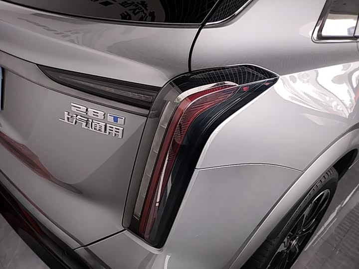 Cadillac XT5, 2024 — фото 8 из 9