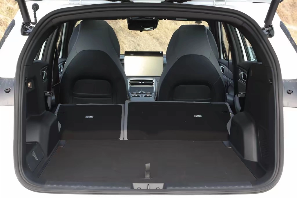 Geely Galaxy M9, 2026 — фото 11 из 11
