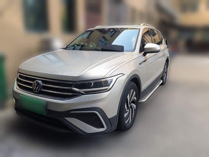 Volkswagen Tiguan L Pro, 2022 — купить в Санкт-Петербурге под ключ