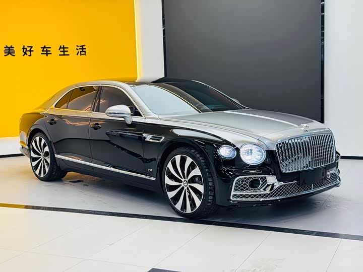 Bentley Flying Spur, 2022 — фото 3 из 9
