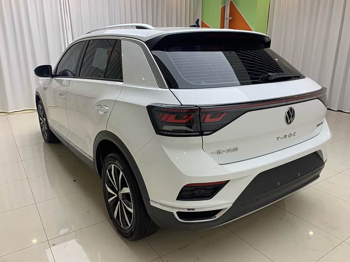 Volkswagen T-Roc, 2023 — фото 6 из 9