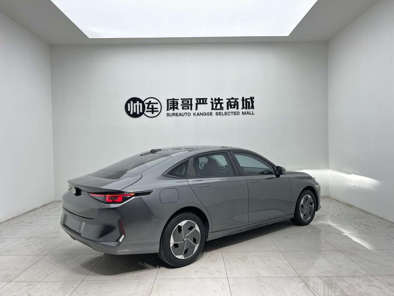 Changan Qiyuan (Nevo) A05, 2024 — фото 6 из 12