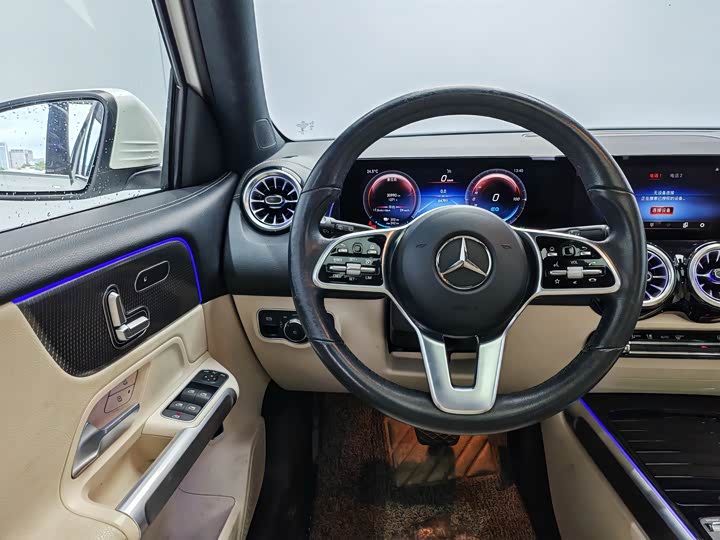 Mercedes-Benz EQB, 2023 — фото 9 из 9