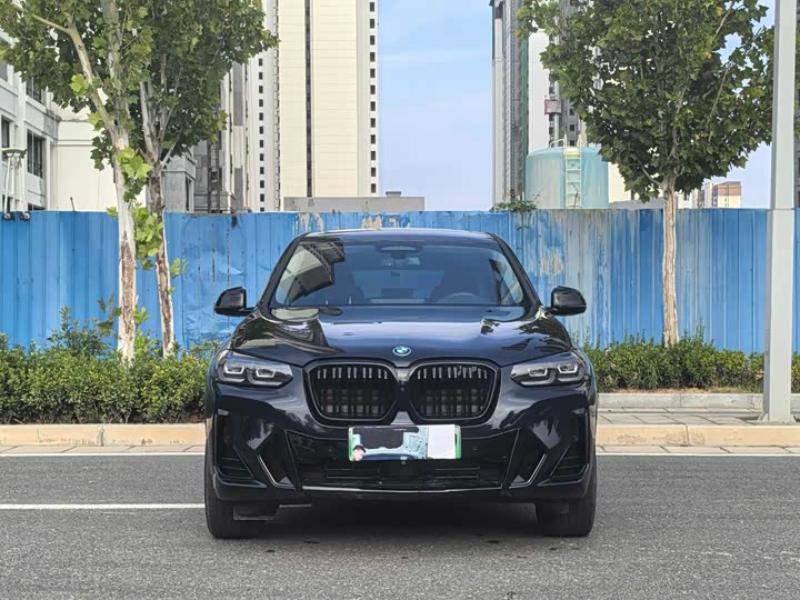 BMW iX3, 2024 — фото 2 из 9