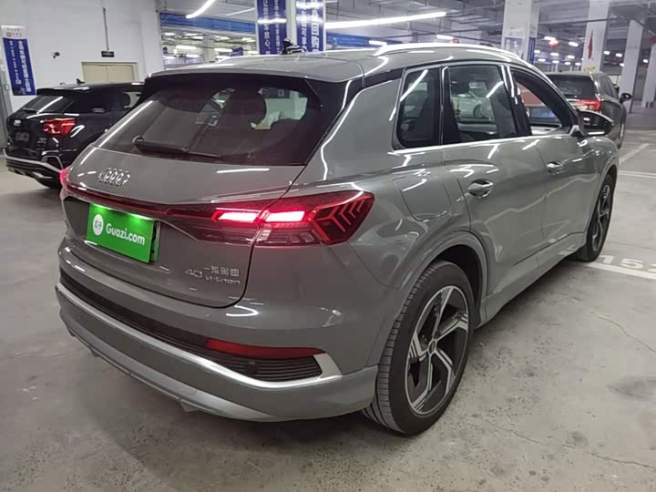 Audi Q4 e-tron, 2025 — фото 7 из 9