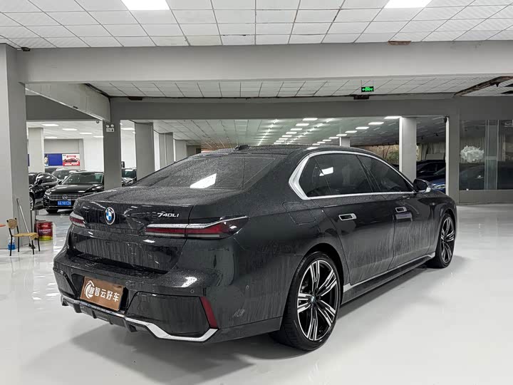 BMW 7 Series, 2023 — фото 9 из 9